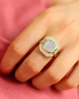 Célestine - Bague plaqué or, pierre de lune & nacre grise